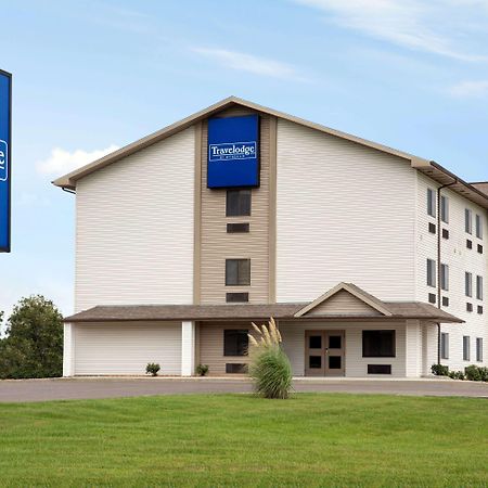 Travelodge By Wyndham Livonia Eksteriør billede