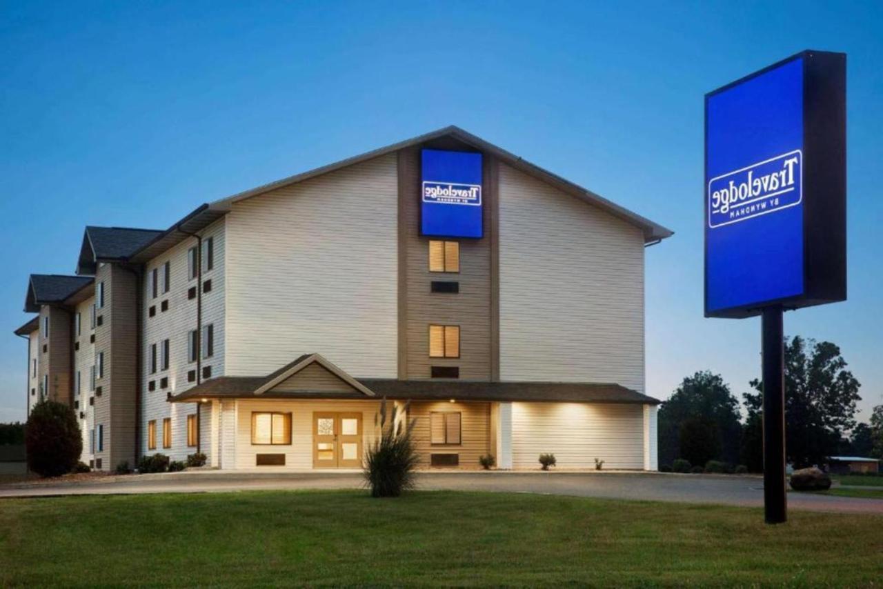 Travelodge By Wyndham Livonia Eksteriør billede